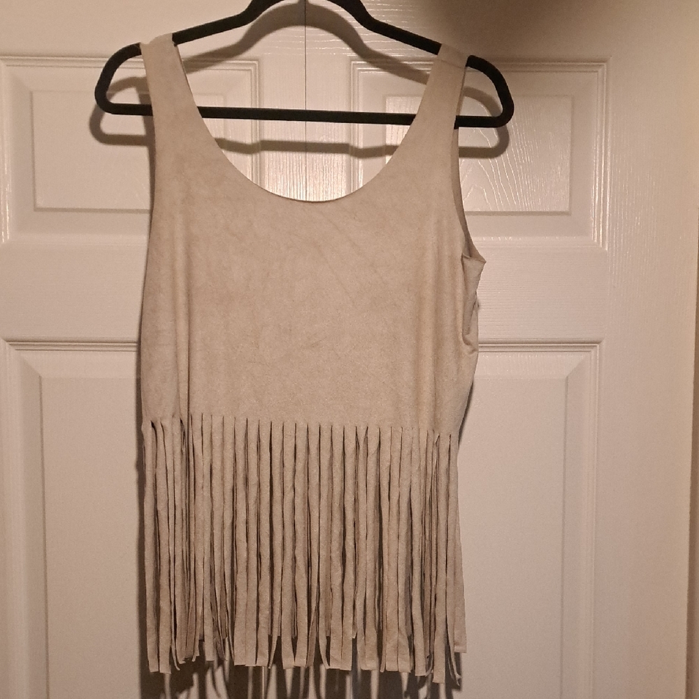 👢Fringe Womans Sleeveless  Cream /Tan Womans Top Soft Feel Loose Fit